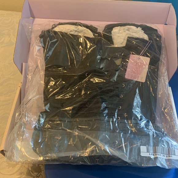 •the original• SAVAGE X FENTY Black Corset• - Picture 15 of 16